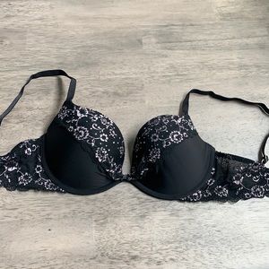 Victoria’s Secret padded Demi bra 34D